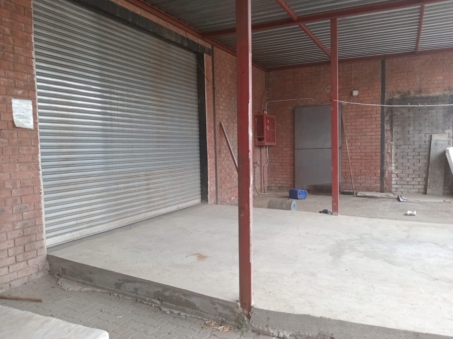 To Let Commercial Property for Rent in Hamilton Free State
